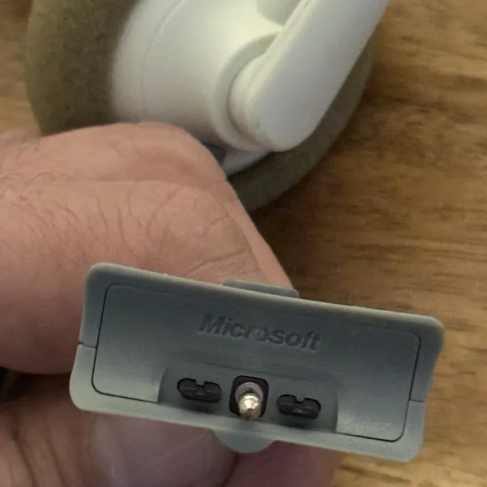 Microsoft Wired‎ Headset with Microphone for Xbox 360 White/Grey